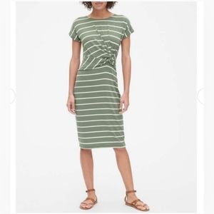 NWT Gap twist front body control dress
